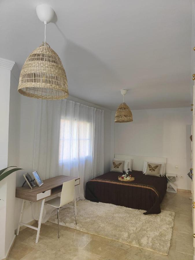 Center Beach 2 Beds Appartement Elviria Marbella Luaran gambar