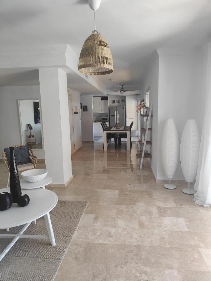 Center Beach 2 Beds Appartement Elviria Marbella Luaran gambar