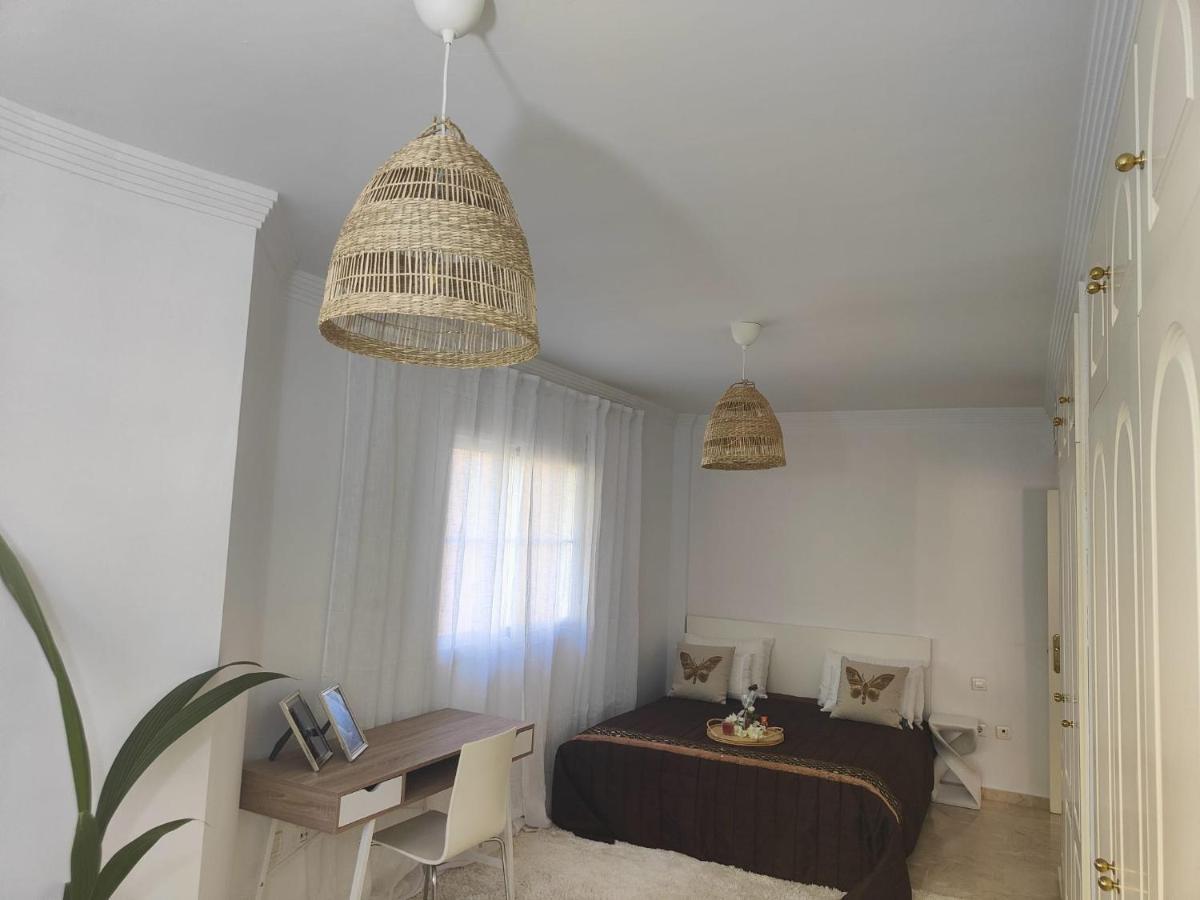 Center Beach 2 Beds Appartement Elviria Marbella Luaran gambar