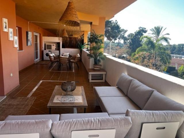 Center Beach 2 Beds Appartement Elviria Marbella Luaran gambar