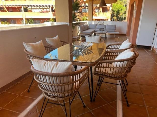 Center Beach 2 Beds Appartement Elviria Marbella Luaran gambar